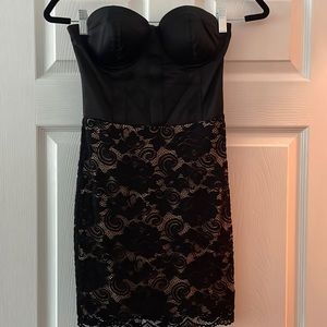 Bebe bustiers dress!